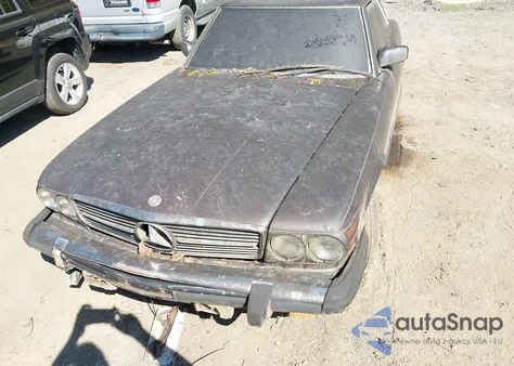 1985 Mercedes-Benz 380 Sl z USA, uszkodzony, nr VIN WDBBA45C4FA021578